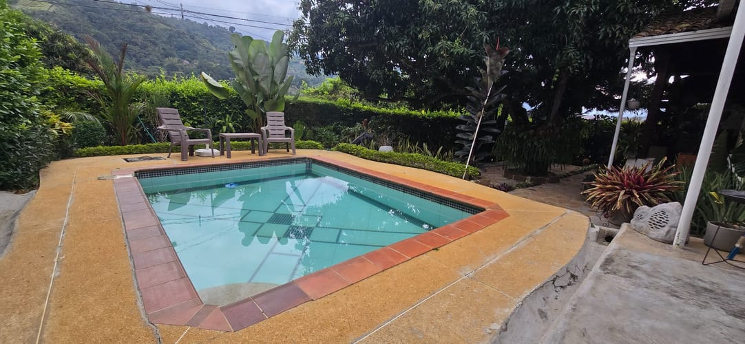 Casa de 3 alcobas en venta en Lagos Del Cacique, Bucaramanga, 260 m² · foto 2 de 19