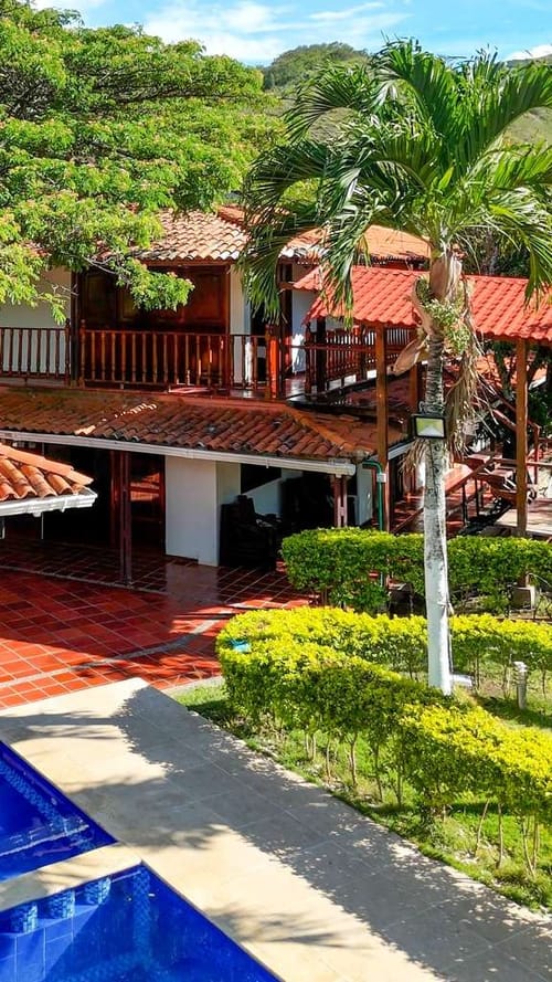 Finca en venta en Bermejal, Yumbo, 3500 m² · foto 2 de 24