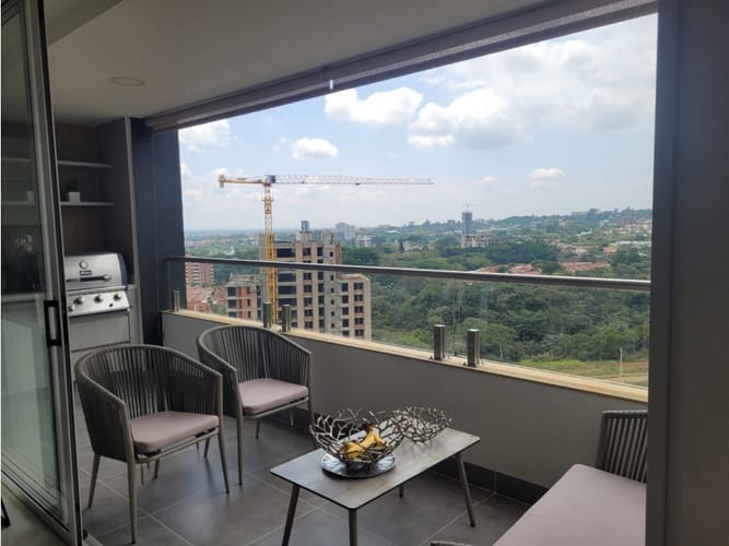 Apartamento de 3 alcobas en venta en La Buitrera, Cali, 147 m² · foto 3 de 24