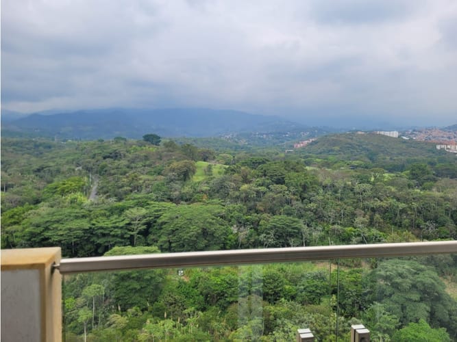 Apartamento de 3 alcobas en venta en La Buitrera, Cali, 147 m² · foto 4 de 24