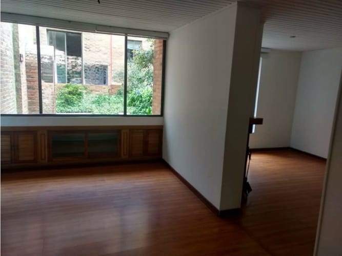 Apartamento de 3 alcobas en venta en Cedritos, Bogotá, 107 m² · foto 9 de 12