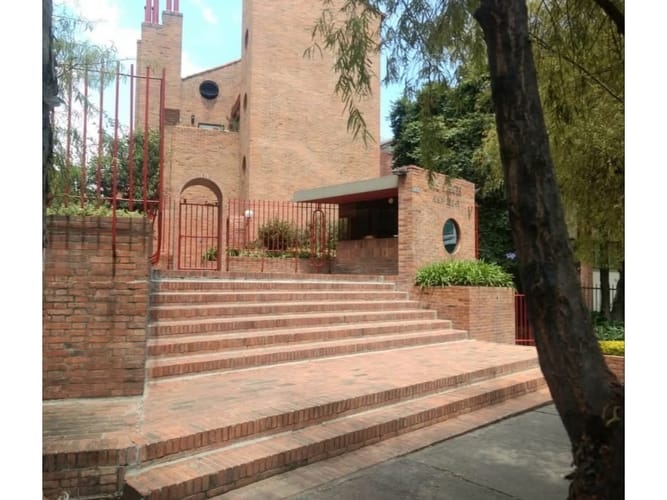Apartamento de 3 alcobas en venta en Cedritos, Bogotá, 107 m² · foto 12 de 12