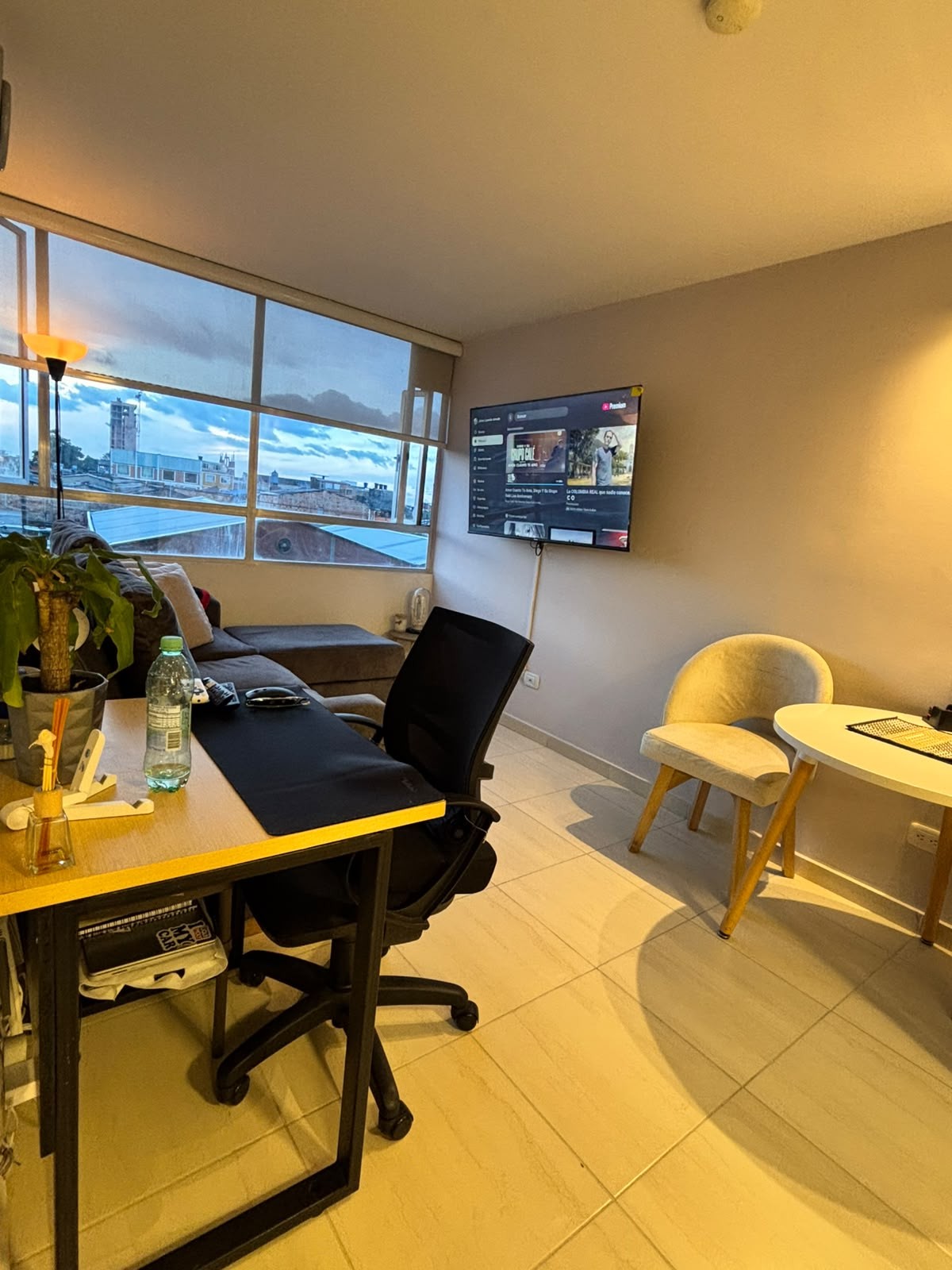 Apartamento en venta en Puente Aranda, Bogotá · foto 2 de 9