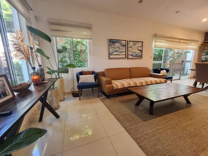 VENDO CASA EN UNA PLANTA DE 3 DORMITORIOS - Barrio VILLA AURELIA - foto 2