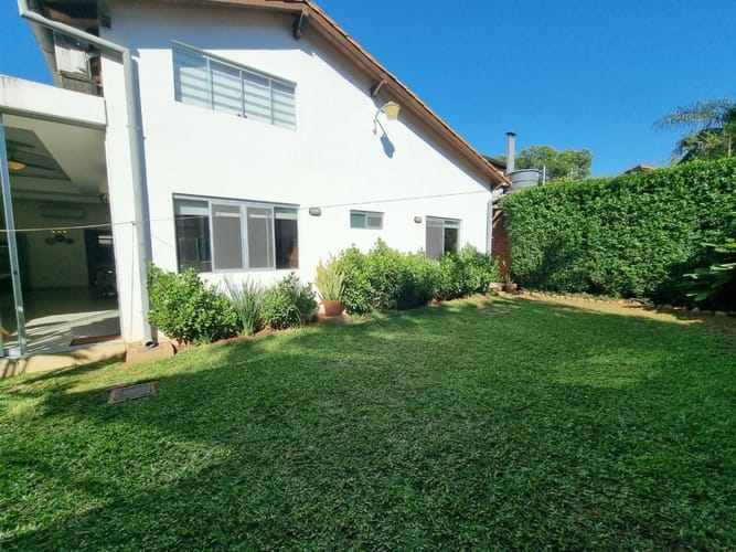VENDO CASA EN UNA PLANTA DE 3 DORMITORIOS - Barrio VILLA AURELIA - foto 5