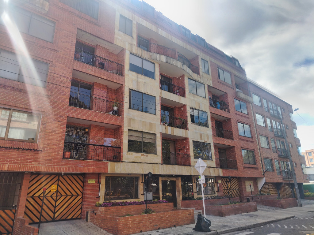 Apartamento en venta en El Batán, Bogotá · foto 3 de 24
