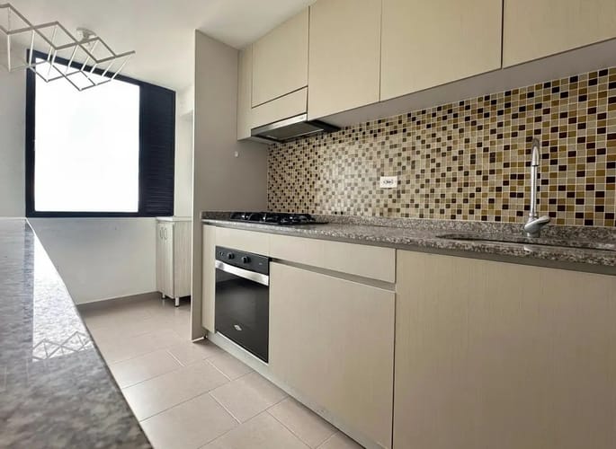 Apartamento de 3 alcobas en venta en Jordan, Ibagué, 92 m² · foto 4 de 24