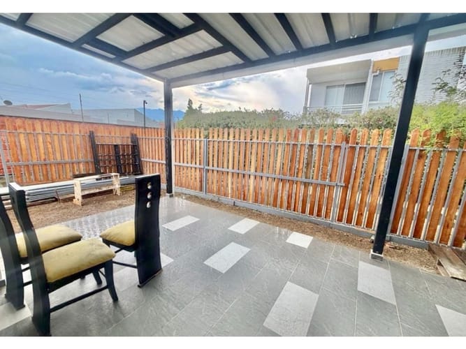 Casa de 4 alcobas en venta en El Castillo, Jamundí, 190 m² · foto 6 de 24