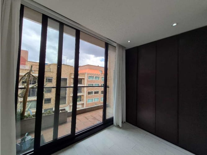 Apartaestudio en venta en San Patricio, Bogotá, 57 m² · foto 3 de 21