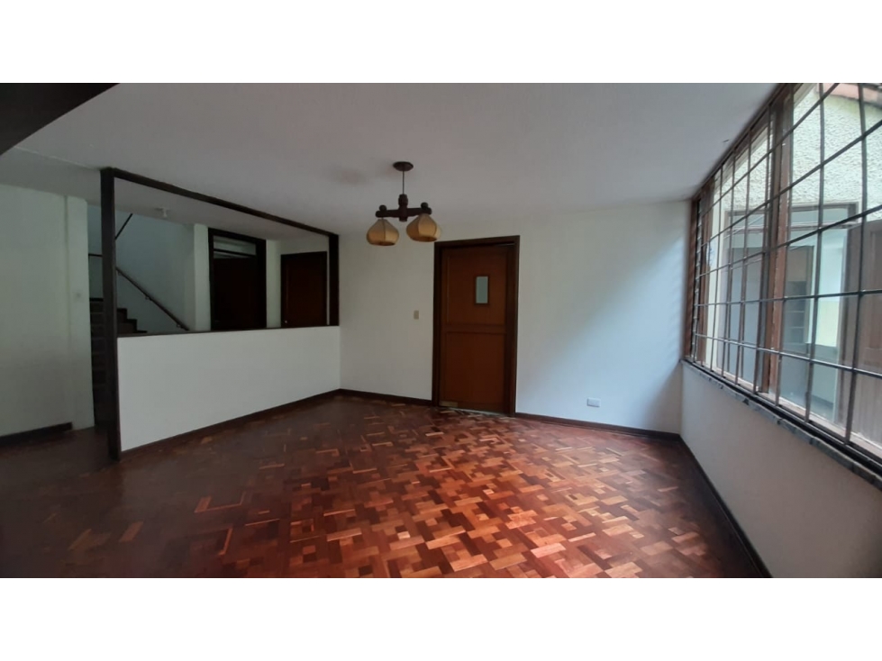 Casa en venta en Santa Ana, Bogotá · foto 3 de 20