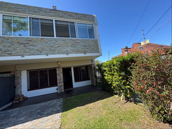 Casa en Alquiler · Foto 3
