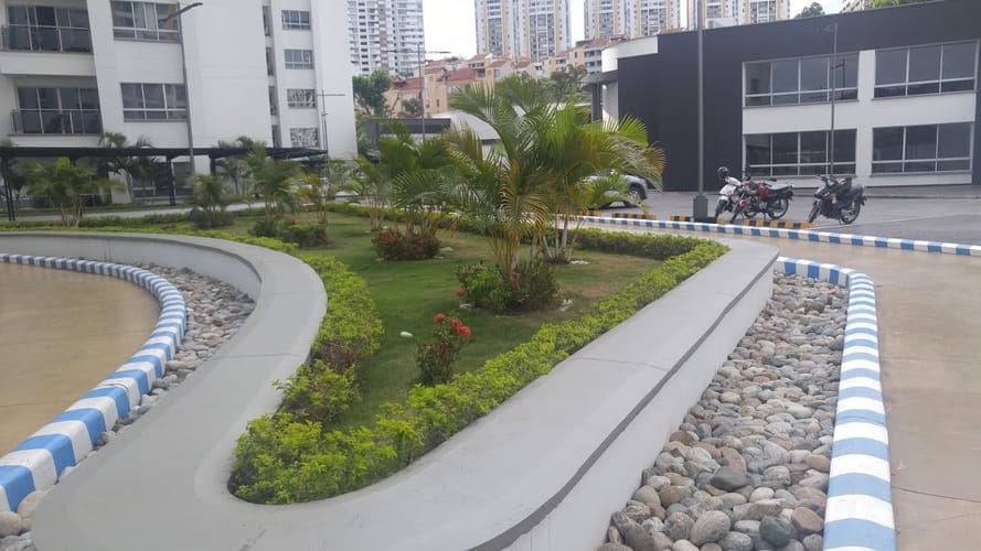 Apartamento de 3 alcobas en venta en Urbanizacion Club House Ii, Floridablanca, 129 m² · foto 3 de 13