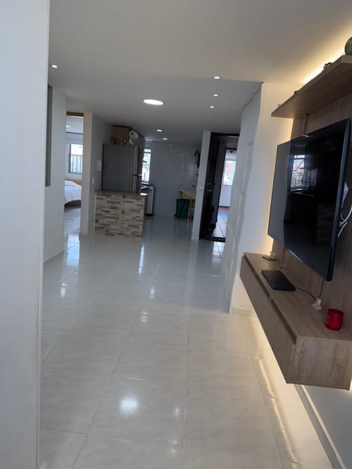 Apartamento de 3 alcobas en venta en Centro, Bucaramanga, 66 m² · foto 2 de 12