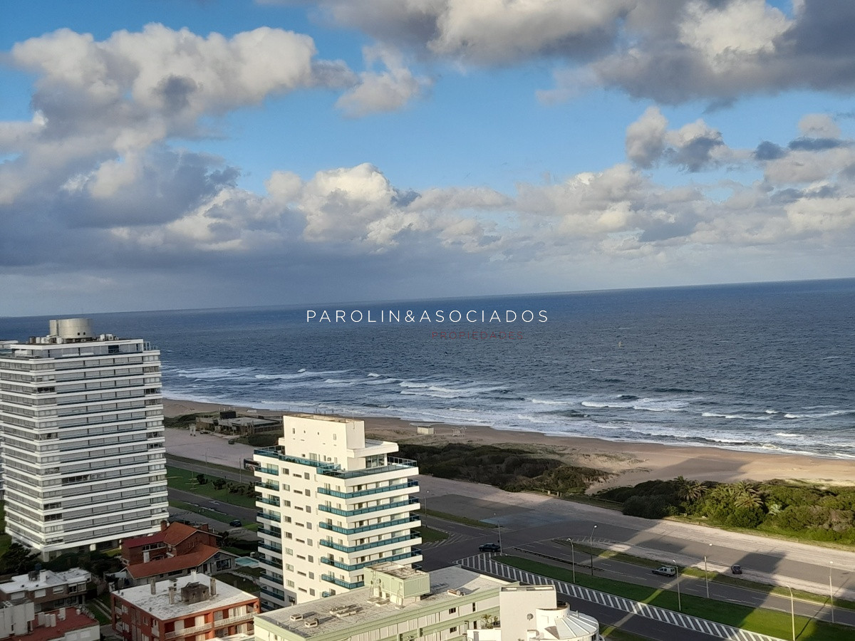 Foto 2 de 19