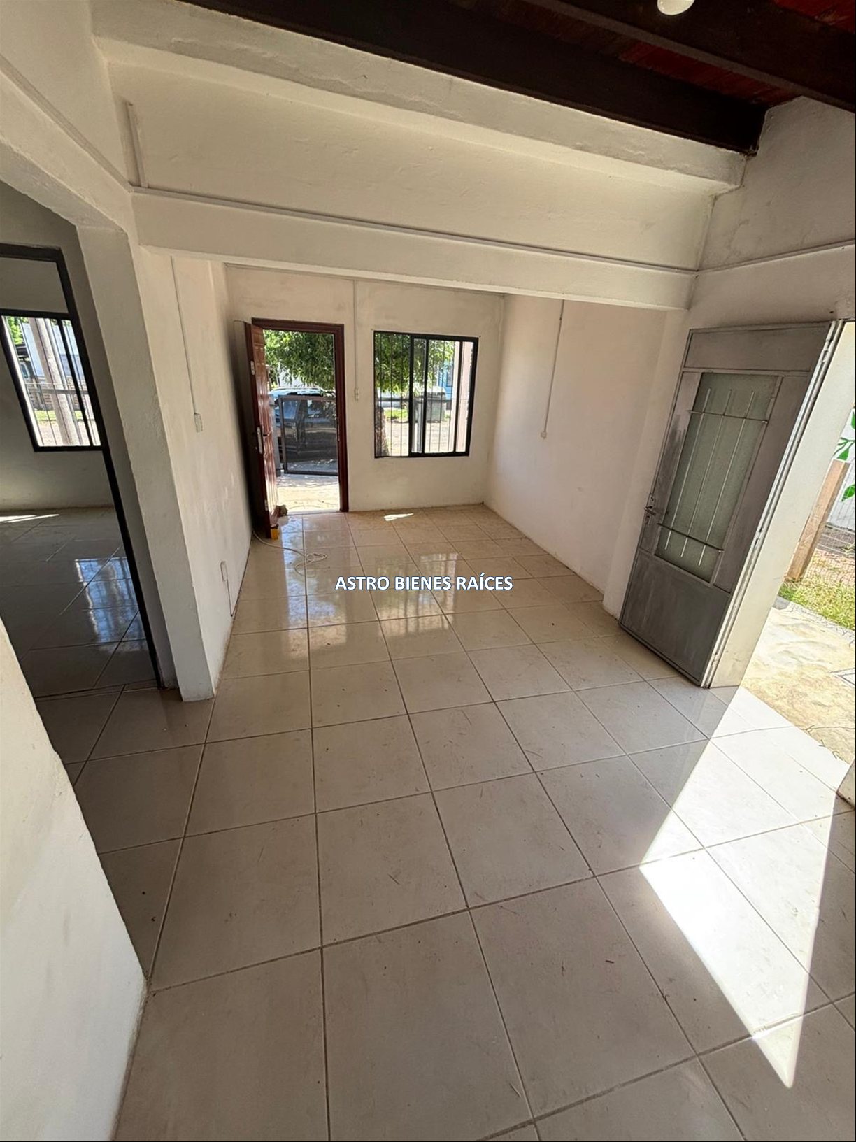 Casa en Alquiler · Foto 2