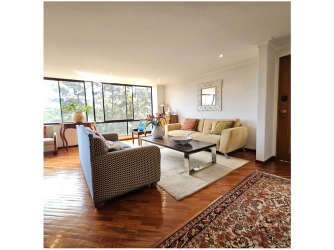 Apartamento de 3 alcobas en venta en El Diamante 2, Medellín, 174 m² · foto 3 de 21