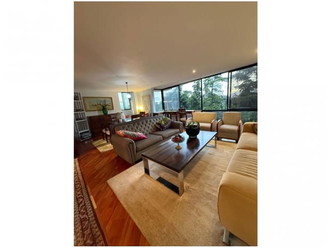 Apartamento de 3 alcobas en venta en El Diamante 2, Medellín, 174 m² · foto 8 de 21