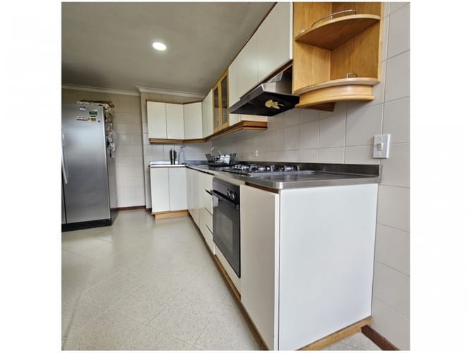 Apartamento de 3 alcobas en venta en El Diamante 2, Medellín, 174 m² · foto 11 de 21