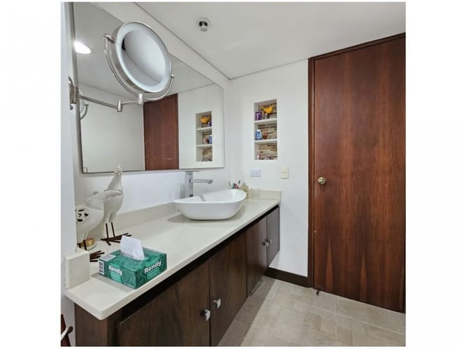 Apartamento de 3 alcobas en venta en El Diamante 2, Medellín, 174 m² · foto 21 de 21