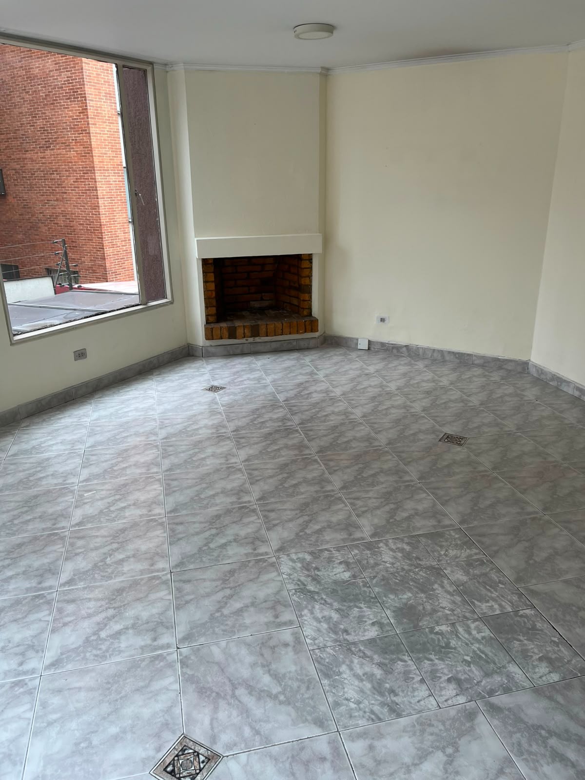 Apartamento en venta en Los Cedros, Bogotá · foto 4 de 15