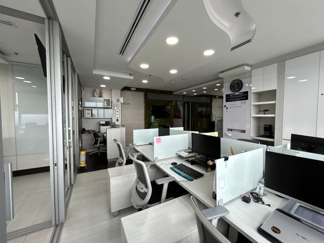 Oficina en venta en Patio Bonito, Medellín, 130 m² · foto 3 de 19