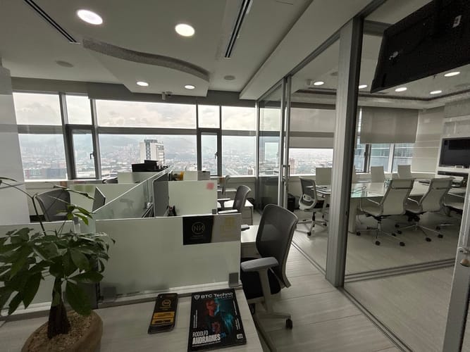 Oficina en venta en Patio Bonito, Medellín, 130 m² · foto 8 de 19