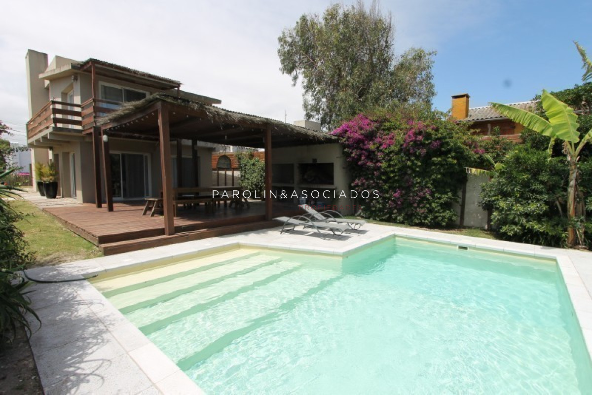 Casa en venta en Manantiales