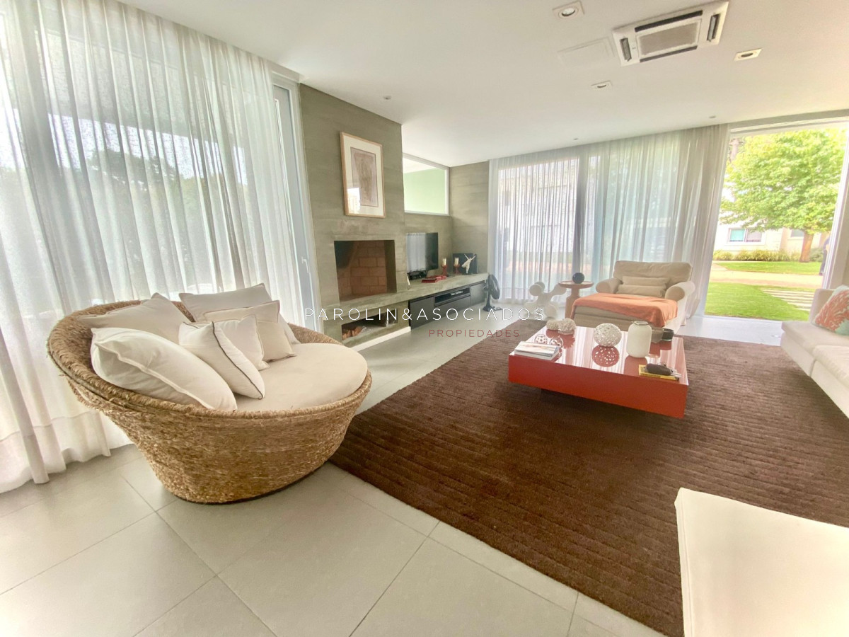 Casa en venta en Playa Mansa