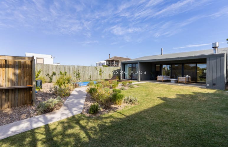 Foto 2 de 23