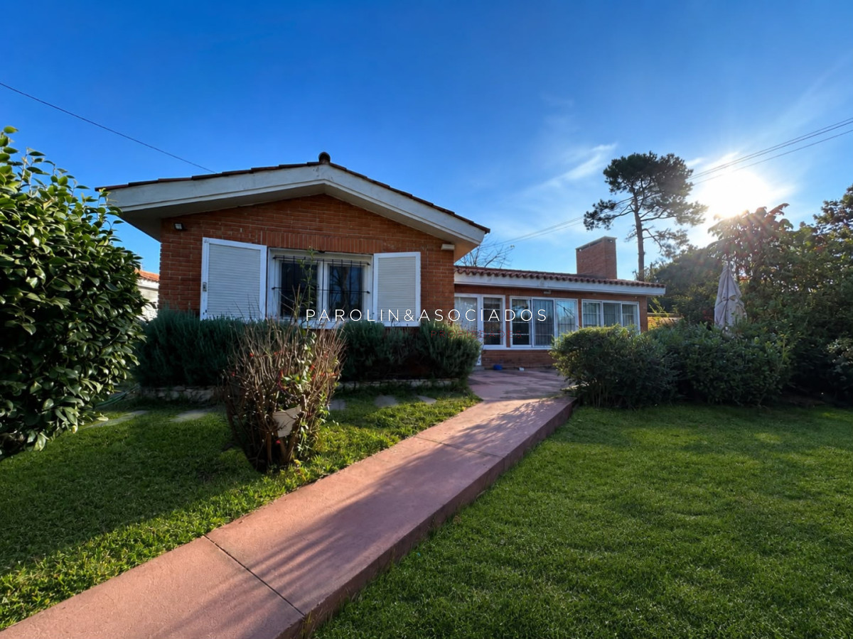 Casa en venta en Cantegril
