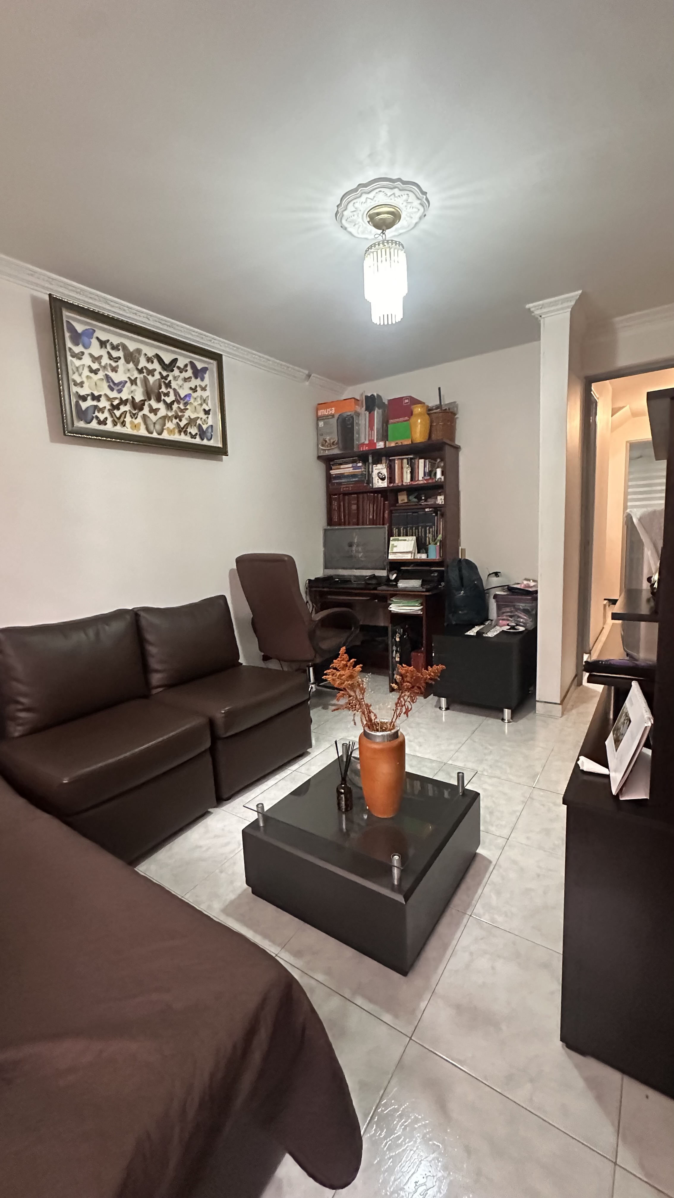 Casa en venta en Engativá, Bogotá · foto 2 de 24
