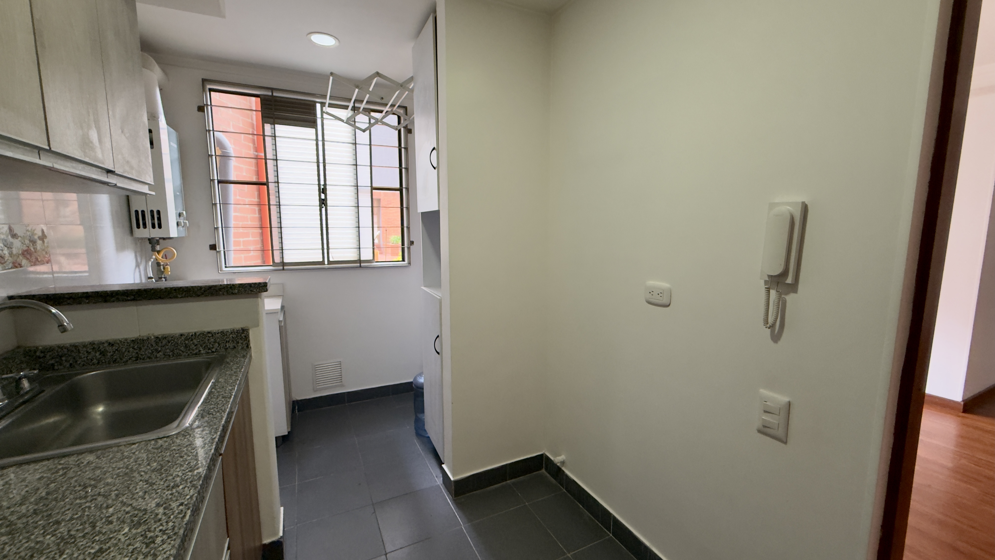 Apartamento en venta en Colina Campestre, Bogotá · foto 3 de 24