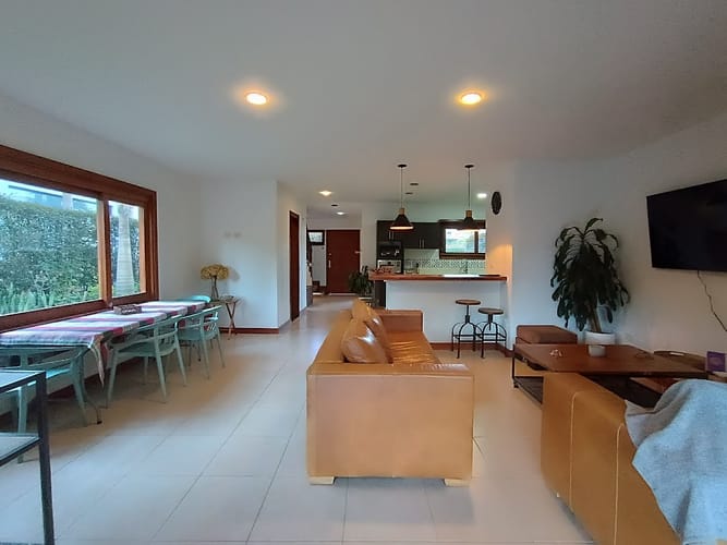 Casa de 3 alcobas en venta en El Retiro, 218 m² · foto 2 de 17