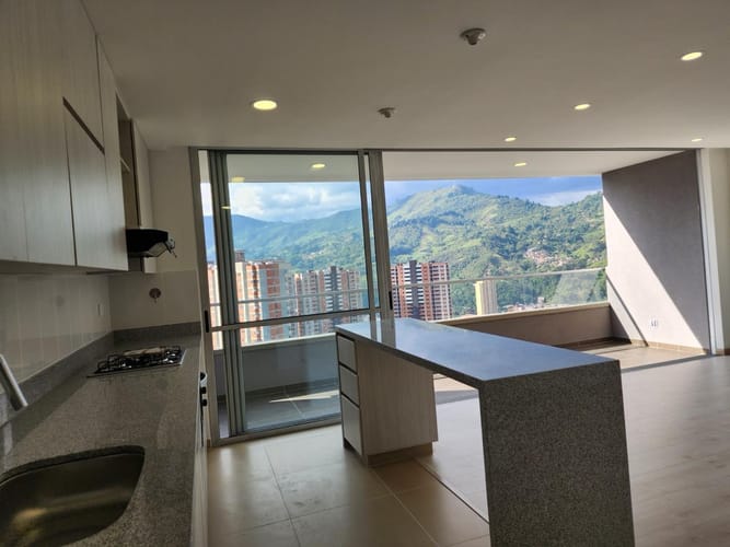 Apartamento en venta en Ditaires, Itagüí · foto 2 de 22