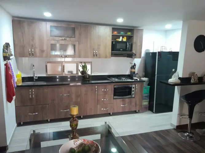 Apartamento de 2 alcobas en venta en Las Acacias, Medellín, 96 m² · foto 3 de 23