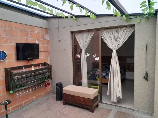 Apartamento de 2 alcobas en venta en Las Acacias, Medellín, 96 m² · foto 5 de 23