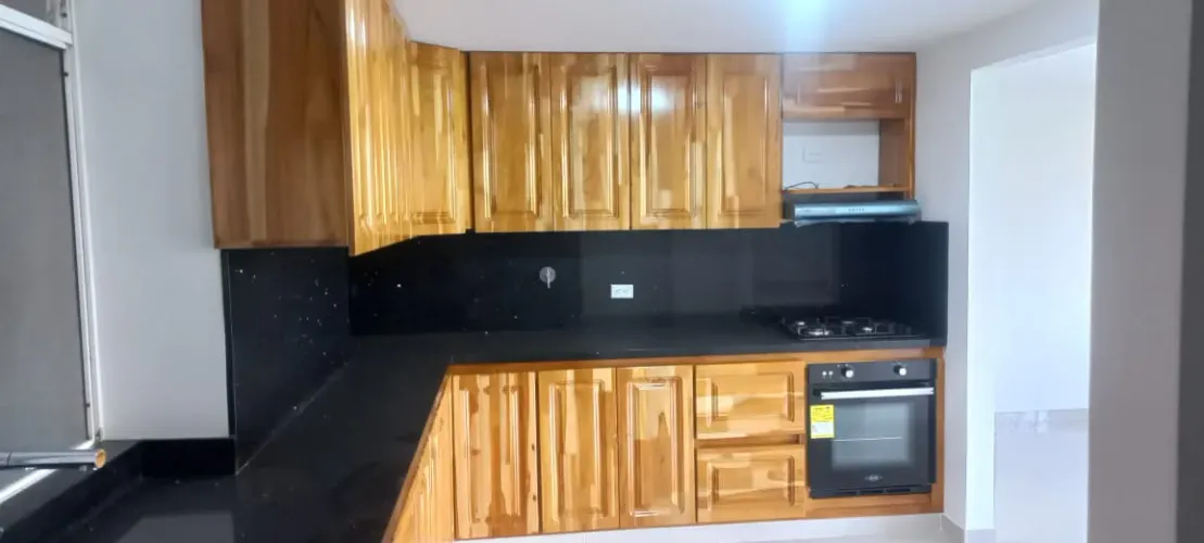 Apartamento de 4 alcobas en venta en Loma Del Escobero, Envigado, 290 m² · foto 4 de 24