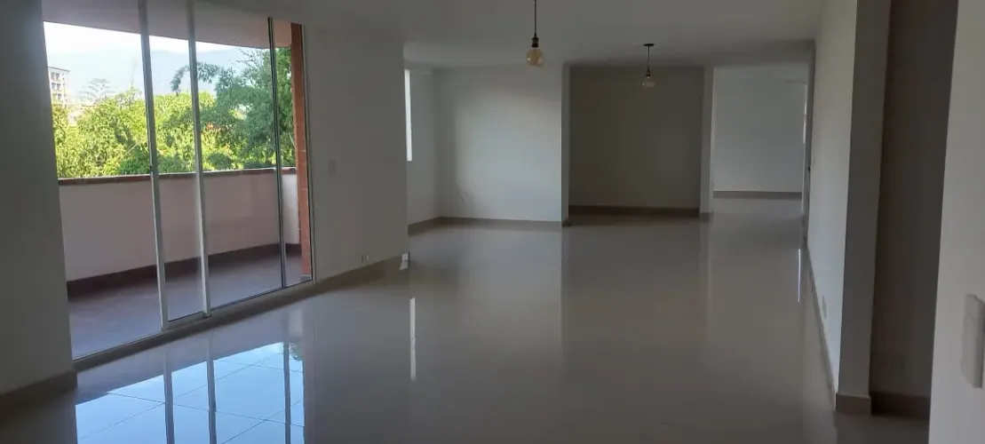 Apartamento de 4 alcobas en venta en Loma Del Escobero, Envigado, 290 m² · foto 5 de 24