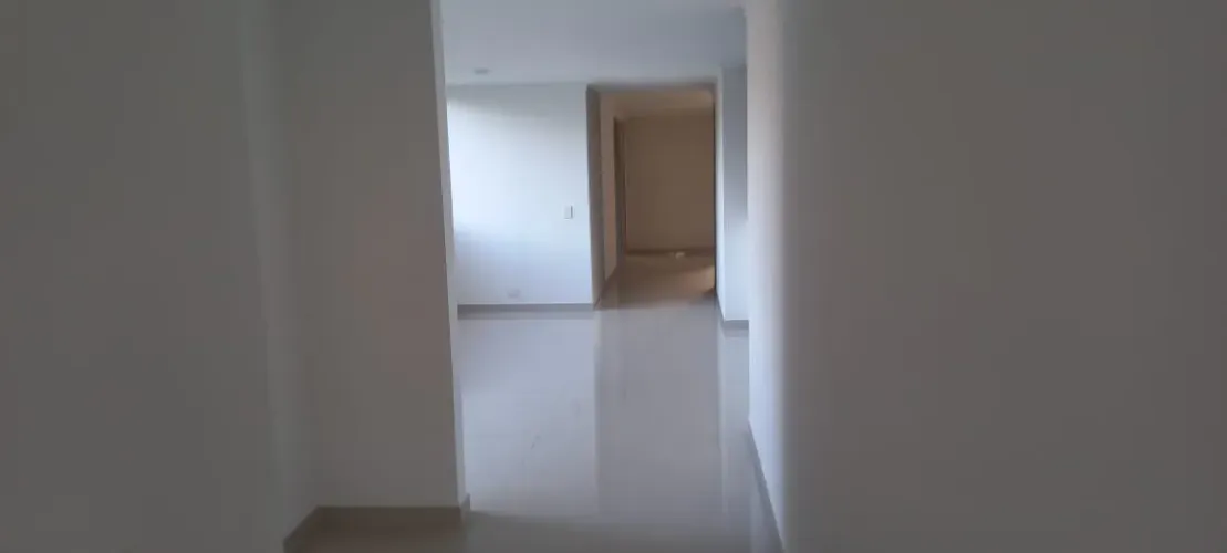 Apartamento de 4 alcobas en venta en Loma Del Escobero, Envigado, 290 m² · foto 11 de 24