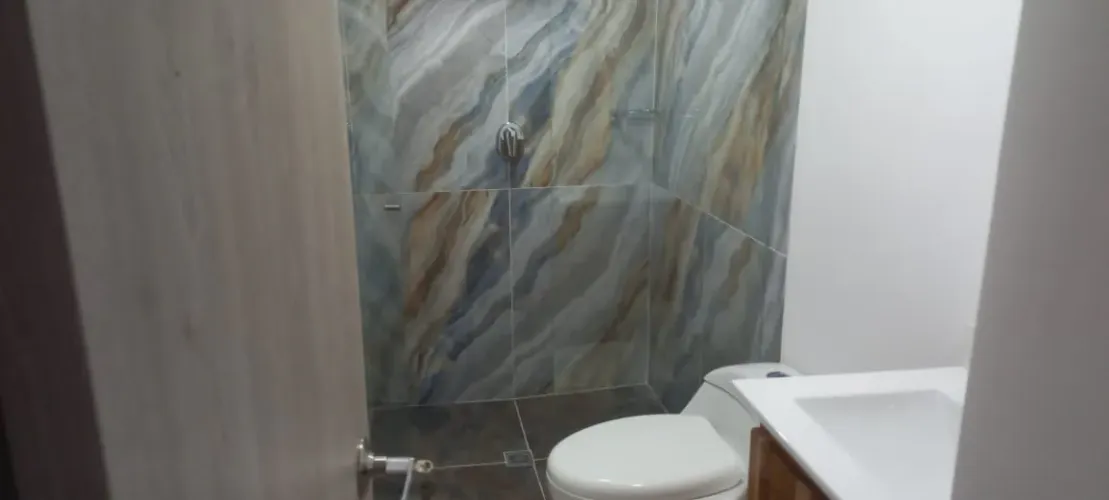 Apartamento de 4 alcobas en venta en Loma Del Escobero, Envigado, 290 m² · foto 18 de 24