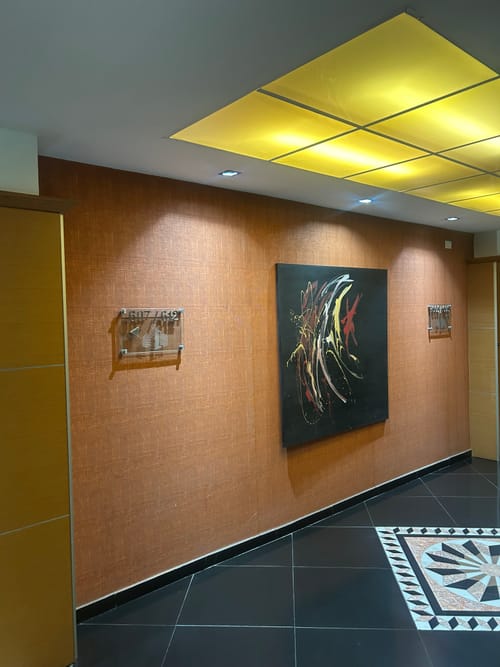 ALQUILER DE OFICINA EN IMPERIUM BUILDING – CIUDAD VIEJA · Photo 7
