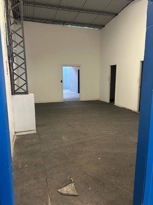 Galpón en alquiler de 450m2 ubicado en Buceo · Foto 7