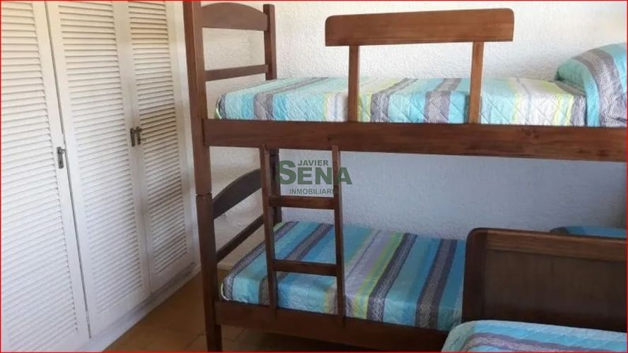 Alquiler de apartamento en la Mansa, 2 dormnitorios, baño, buena vista a la bahia. · Foto 7