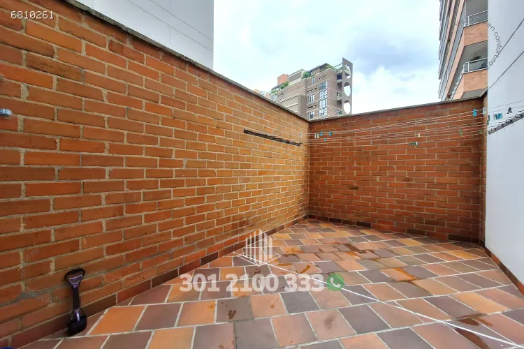 Apartamento de 3 alcobas en arriendo en Castropol, Medellín, 310 m² · foto 10 de 24