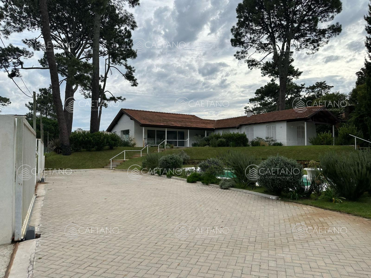 Casa en venta en Cantegril