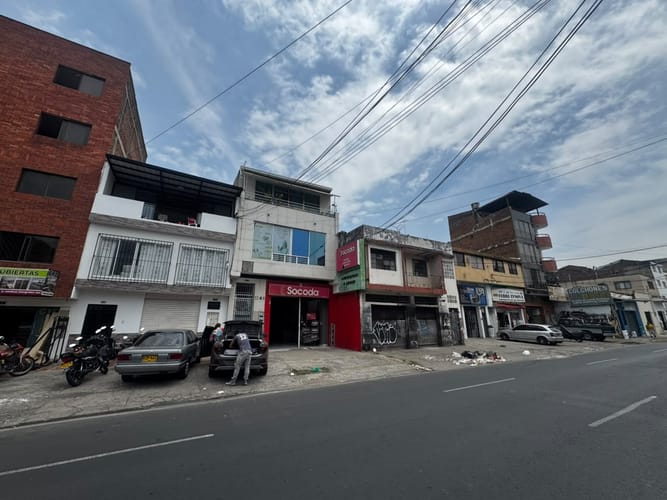 Edificio en venta en Alameda, Cali, 320 m² · foto 7 de 12
