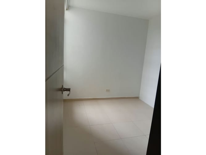 Apartamento de 3 alcobas en venta en Valle Del Lili, Cali, 58 m² · foto 16 de 18