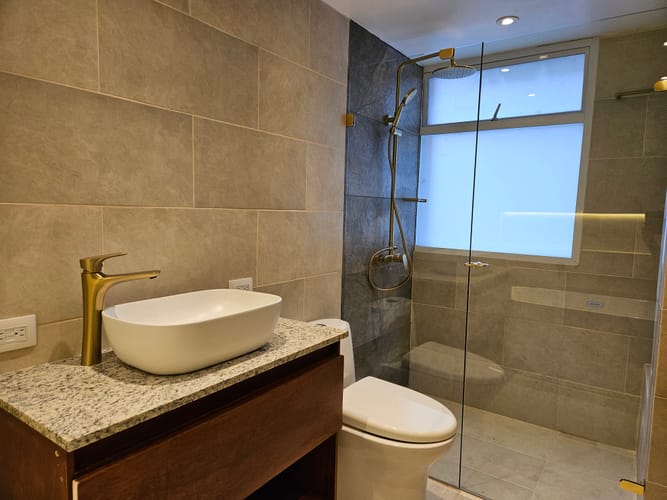 Apartamento de 4 alcobas en venta en Chico, Bogotá, 220 m² · foto 10 de 20