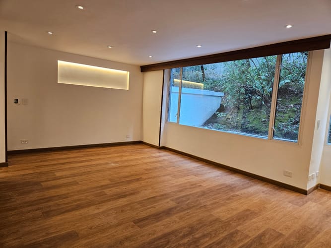 Apartamento de 4 alcobas en venta en Chico, Bogotá, 220 m² · foto 13 de 20