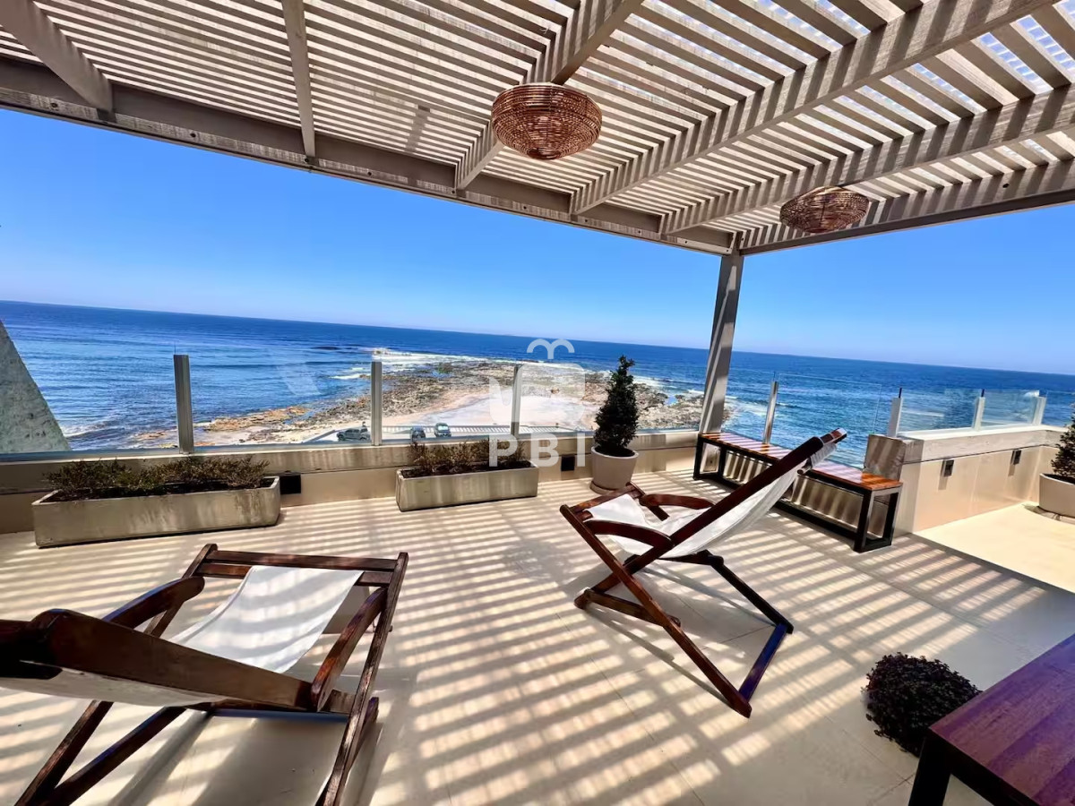 Apartamento penthouse 4 dormitorios en primera linea, Playa Brava, Península - Punta Vapor - Ref : PBI16031